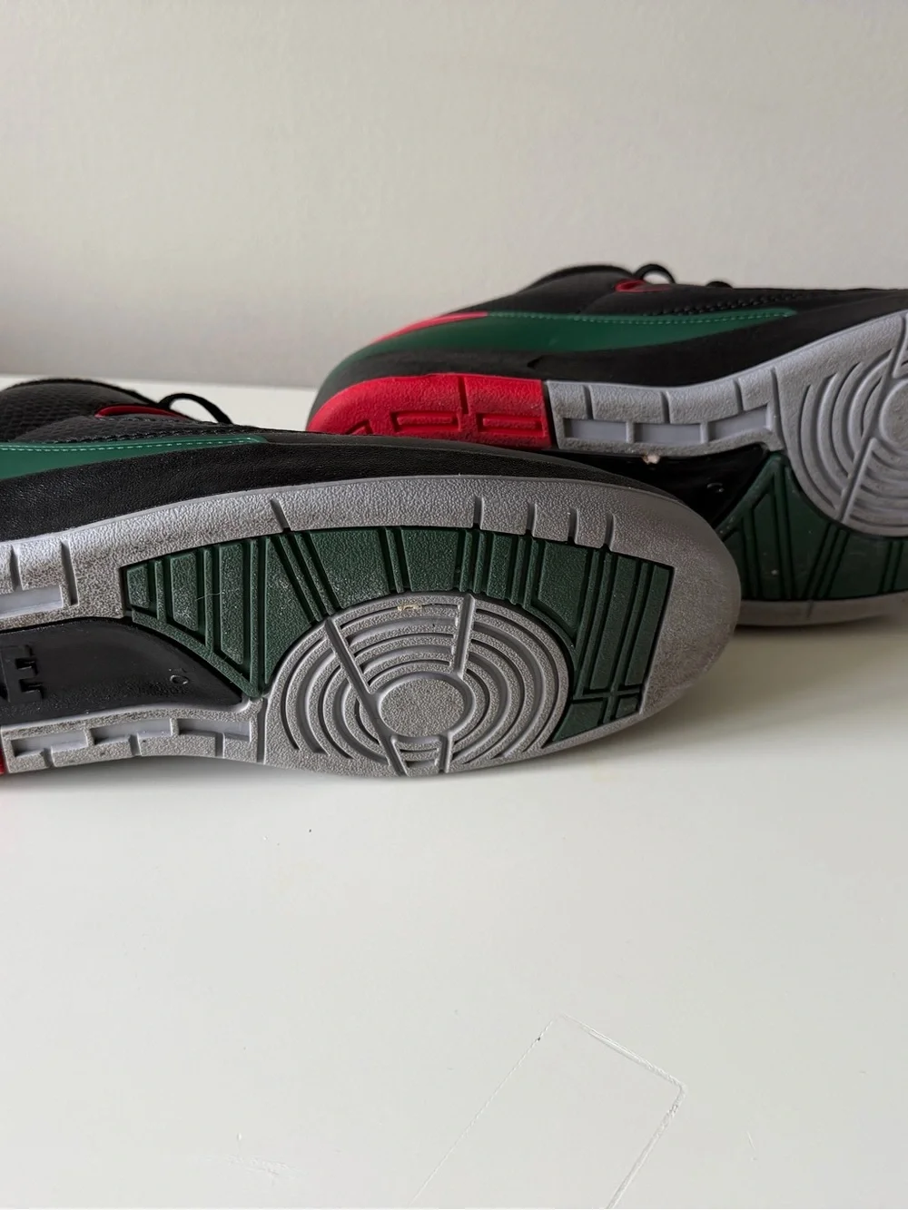 Air Jordan 2 Retro Low 
